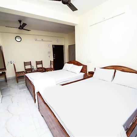 Rishika Guest House And Banquet Kolkata Eksteriør bilde