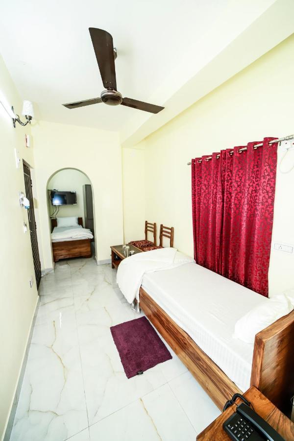Rishika Guest House And Banquet Kolkata Eksteriør bilde