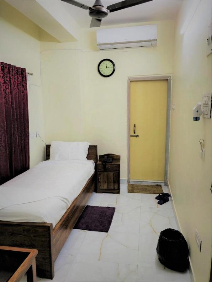 Rishika Guest House And Banquet Kolkata Eksteriør bilde