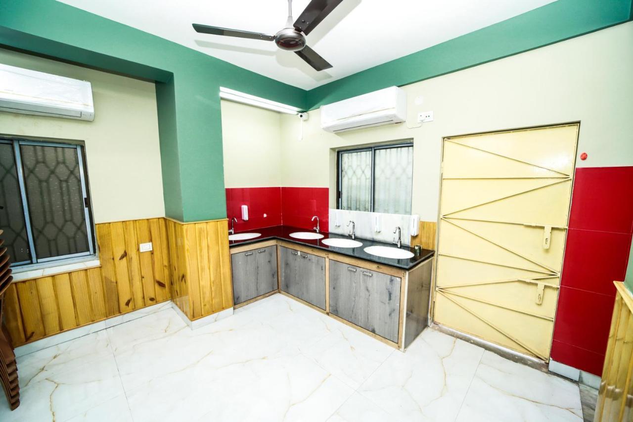 Rishika Guest House And Banquet Kolkata Eksteriør bilde